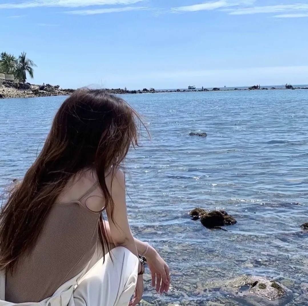 邂逅她的少女时代